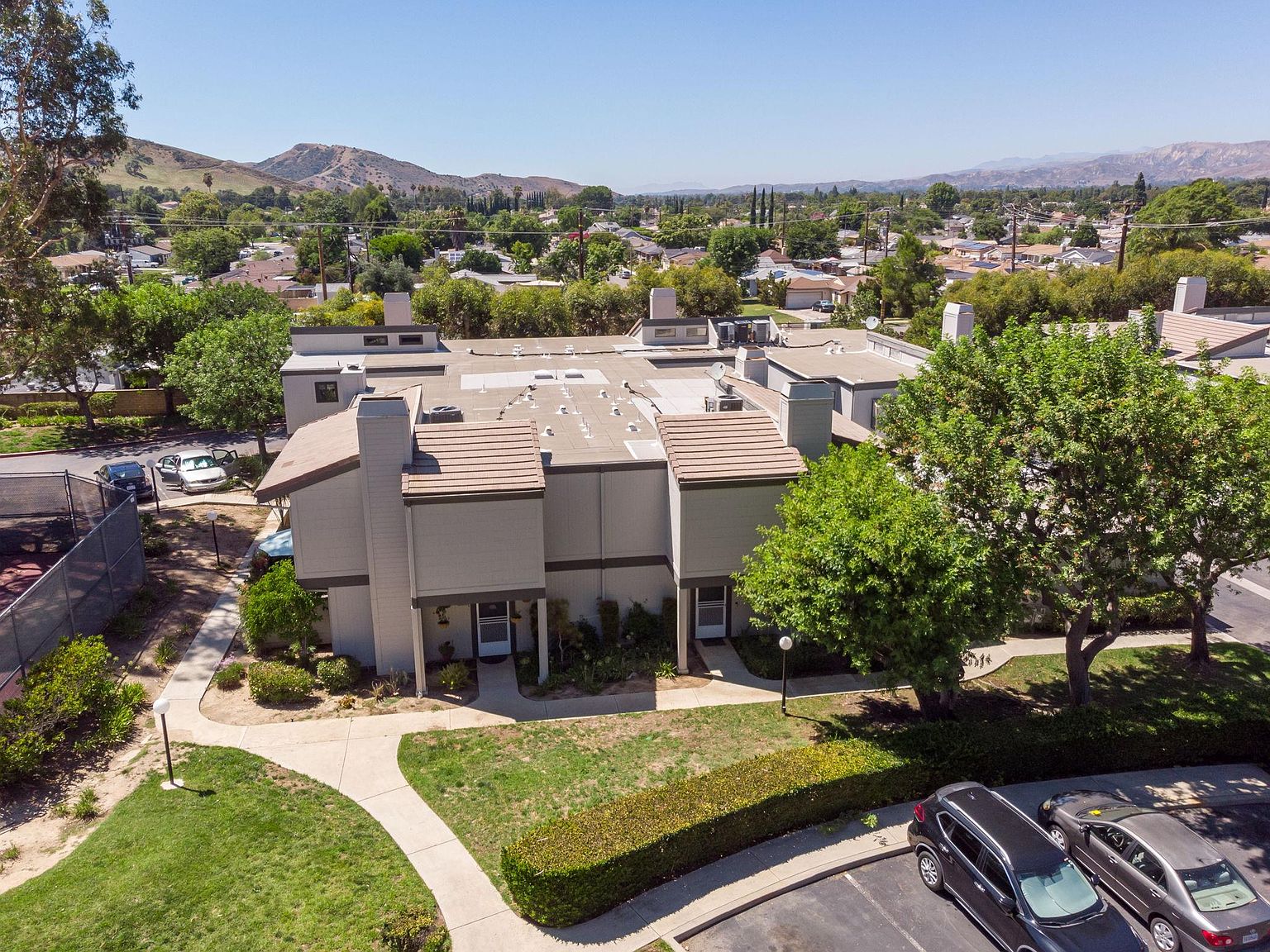 6458 Twin Circle Ln UNIT 2, Simi Valley, CA 93063 | Zillow