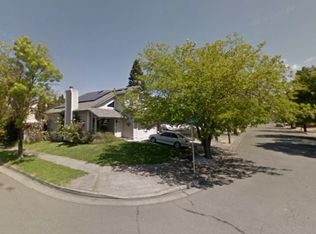 1651 Nina Ct, Santa Rosa, CA 95403