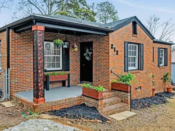212 Lee Dr, Sylacauga, AL 35150