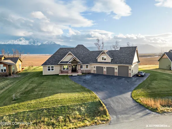 3666 S Barn Gable Loop, Wasilla, AK 99654