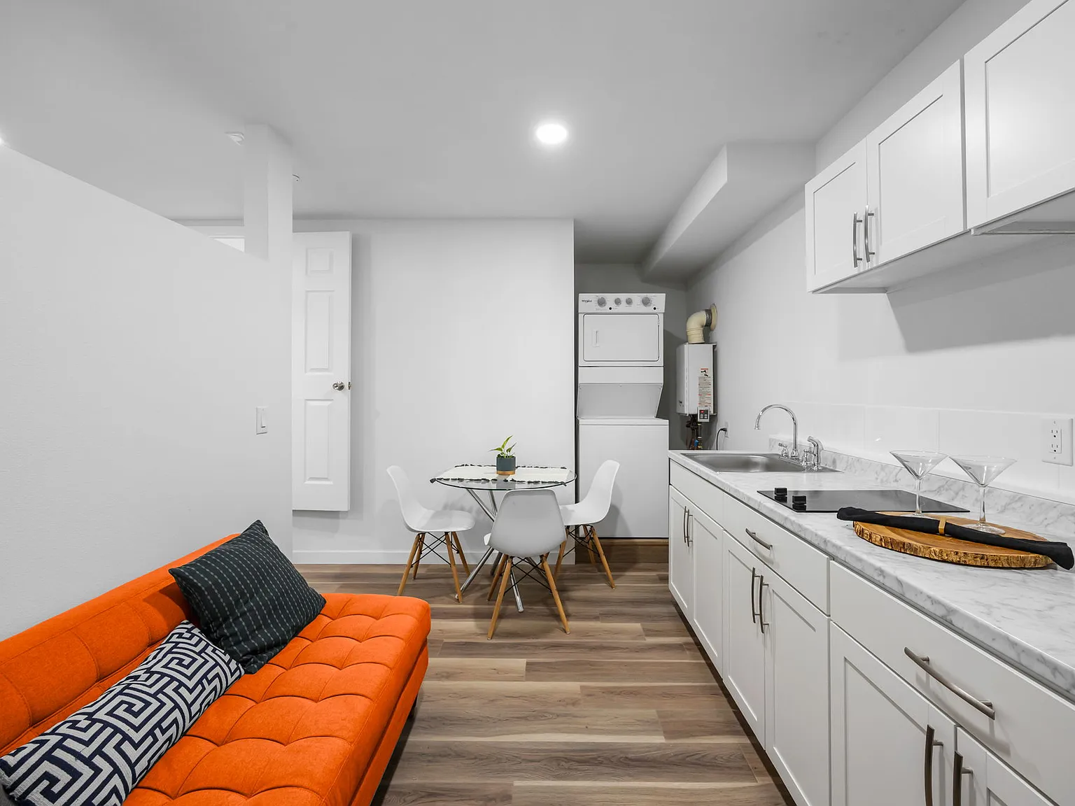 1 bed, 400 sqft, $1,850 — Photo 3