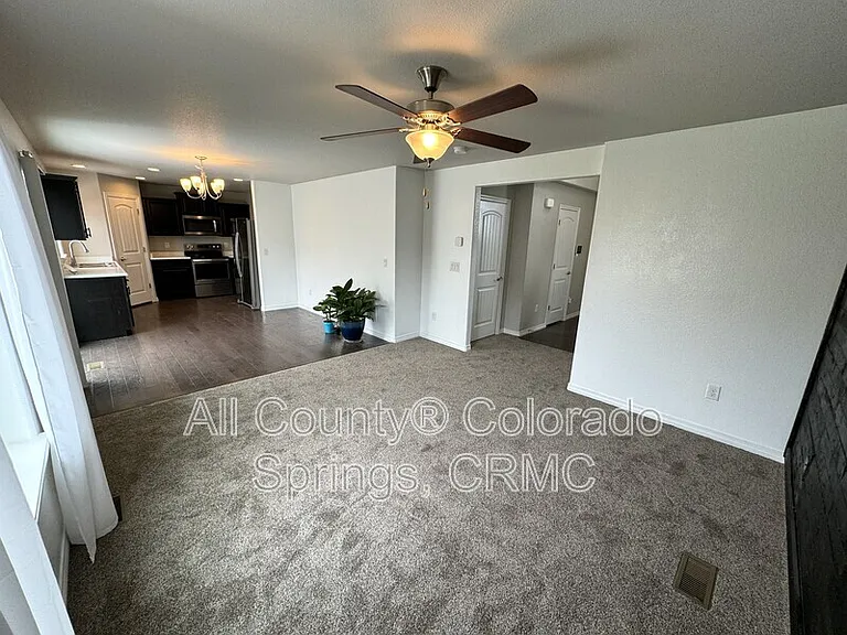 10782 Yuba Dr — Photo 4