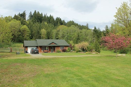 2nd image of 39829 E Whitehorse Dr