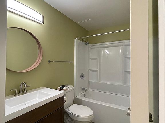 5th image of 7530 Rogers Ln APT 3