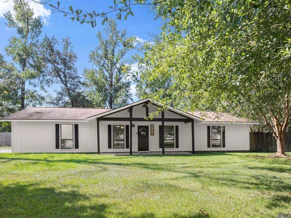 13900 Milton Ln, Walker, LA 70785
