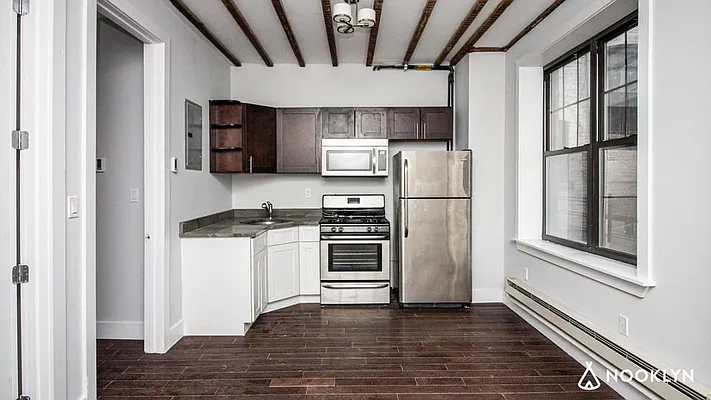 Rented by Nooklyn NYC LLC | media 22