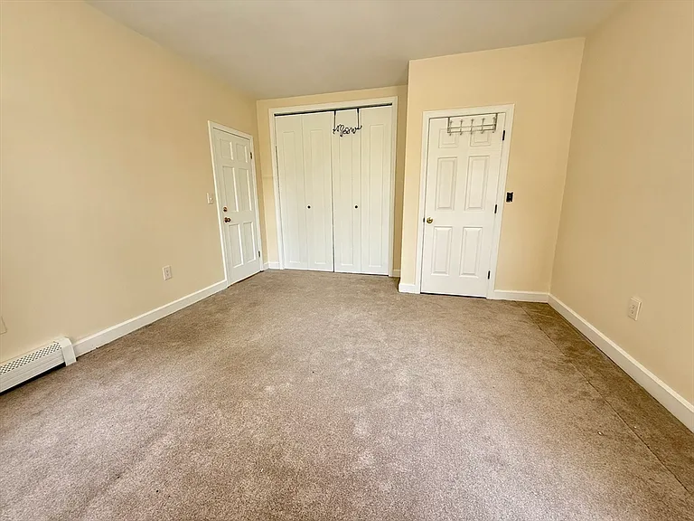 40 Chestnut St #1 — Photo 15