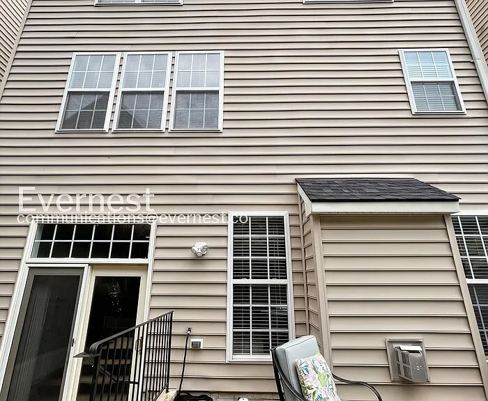 8353 Middle Ruddings Dr — Photo 31