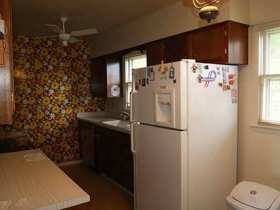 4th image of 1412 Ashley St
