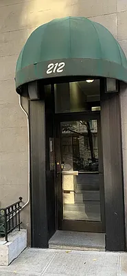 Rented by Manhattan Flats | media 6