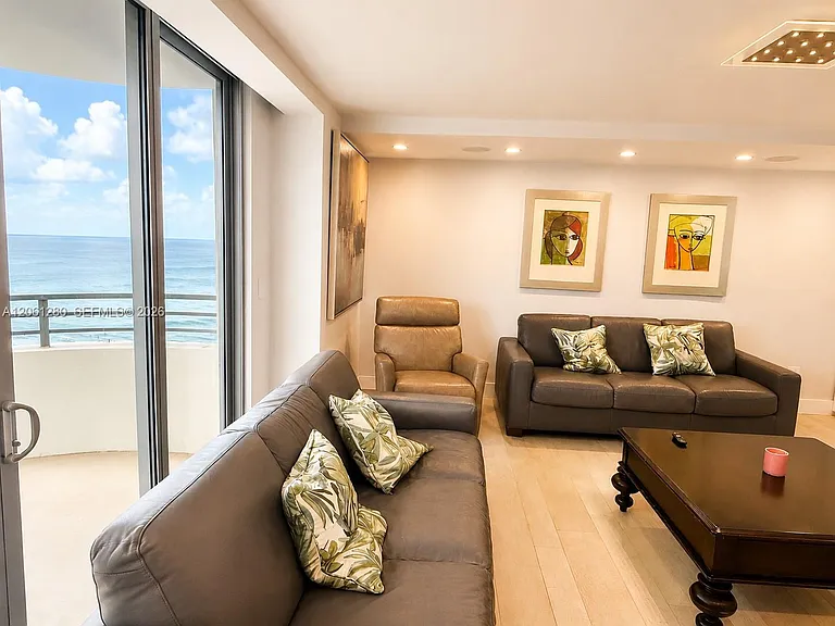 5555 Collins Ave #12C — Photo 26