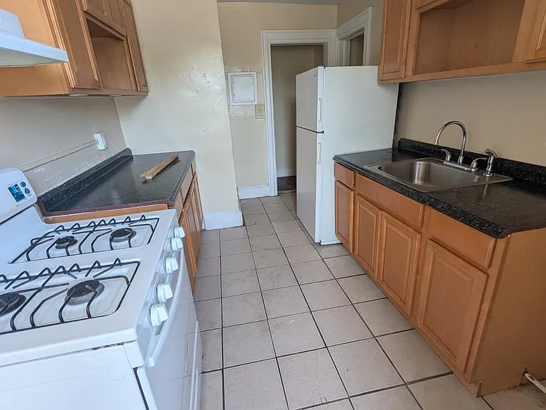 703 Howard Ave #1 — Photo 6