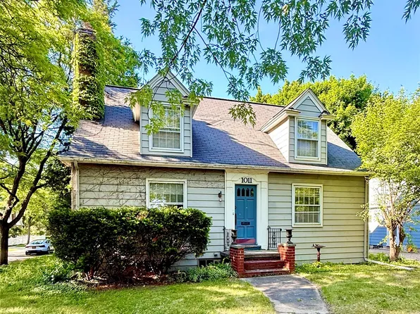 1011 Madison Ave, Birmingham, MI 48009