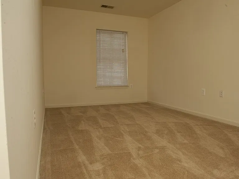 Henson Ridge I — Photo 20