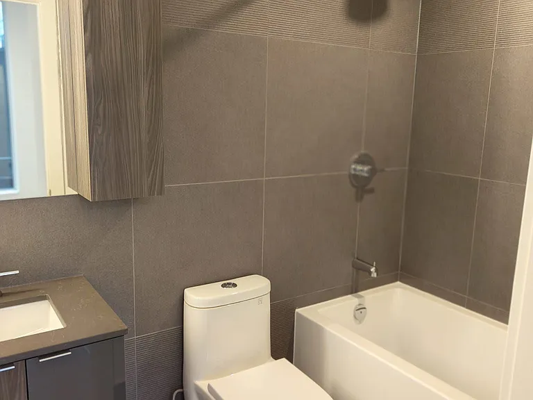 15 Mercer St #1302 — Photo 17