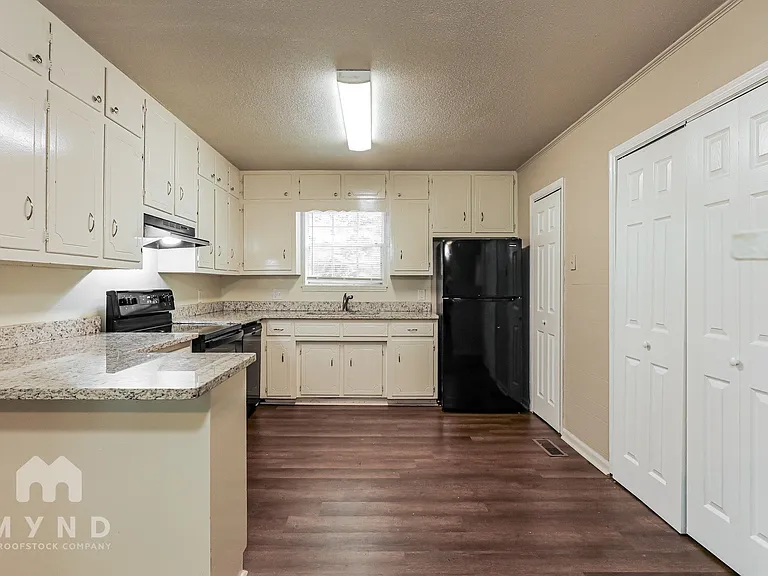 713 Kingman Rd — Photo 6