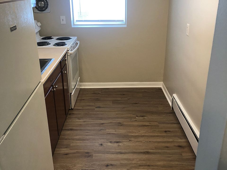 1st image of 14 Mount Pleasant St #2