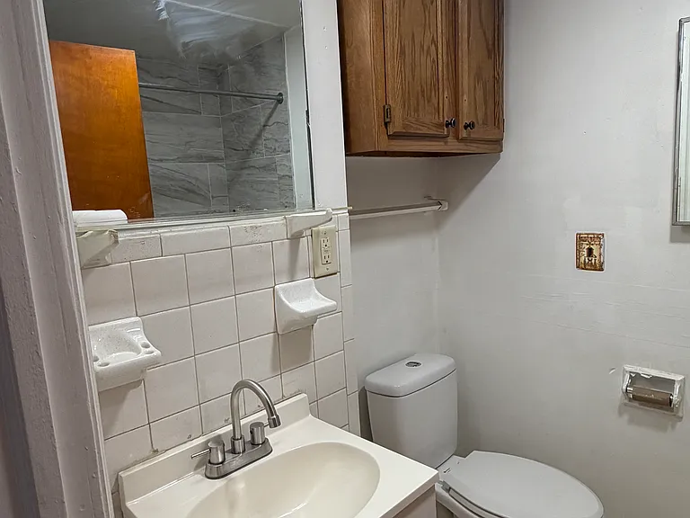 306 Wyoming Ave #B — Photo 4