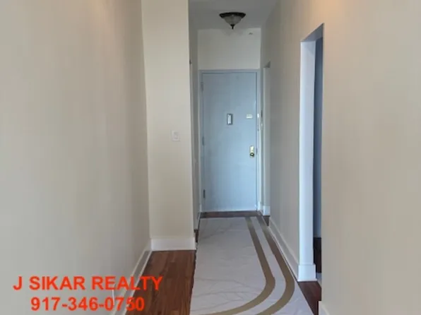 313 Brightwater Court image 4 of 15