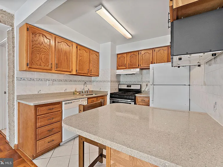 4420 Briarwood Ct N #25 — Photo 9
