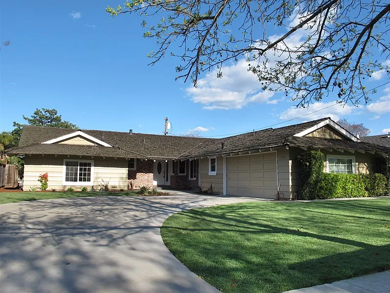 2924 Aulin Dr photo 1