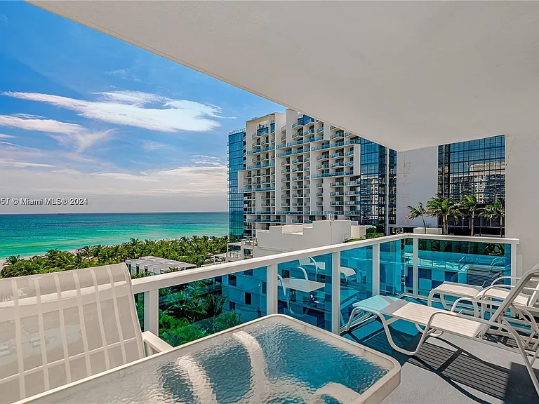 2301 Collins Ave #938 — Photo 3