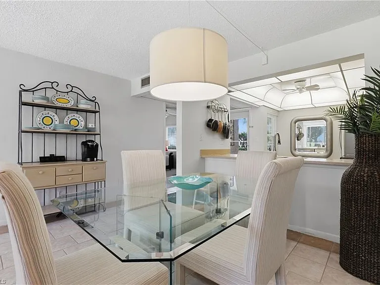 1086 Forest Lakes Dr #106 — Photo 15