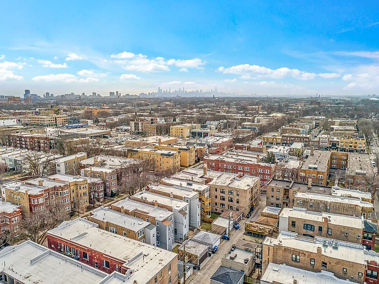 4844-46 N. Rockwell / 2604-12 W. Gunnison — Photo 3