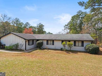8223 & 8225 Glenwoods Dr, Riverdale, GA, 30274