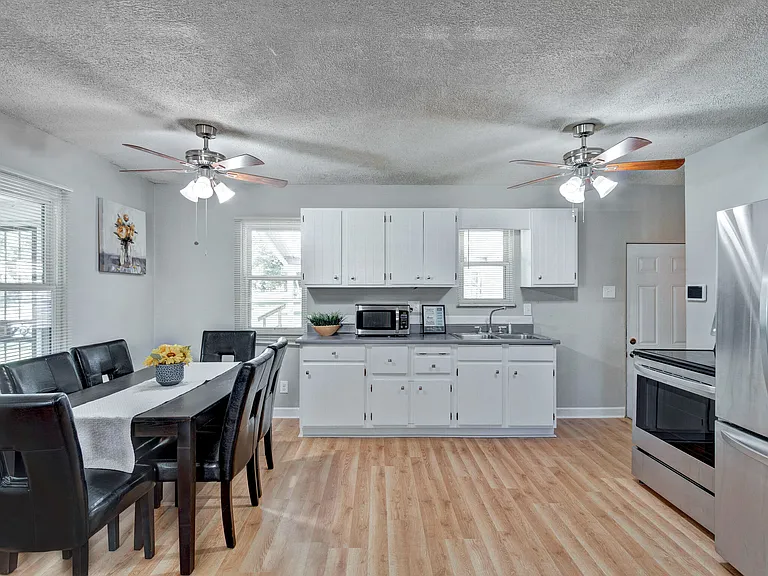 1748 N Bancroft St — Photo 5