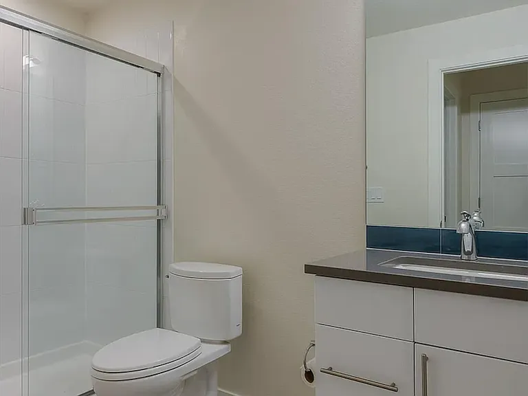 916 Cimarron Dr #A — Photo 11