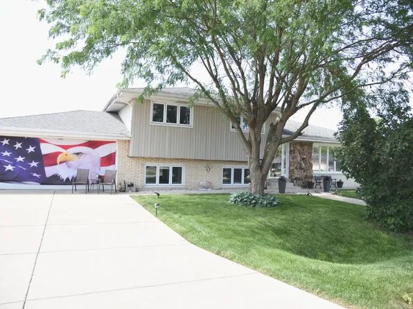 10501 S 81st Ave, Palos Hills, IL 60465