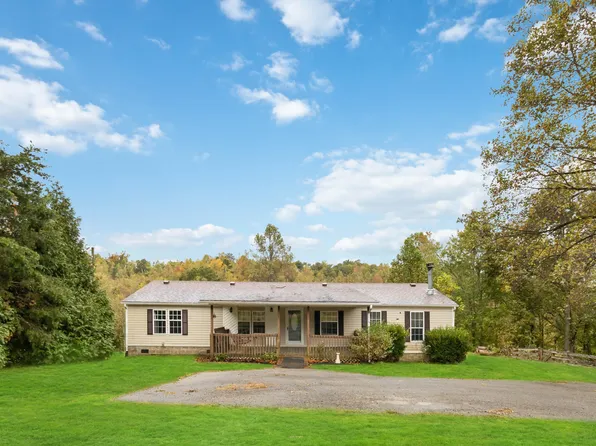 959 Sallys Branch Rd E, London, KY 40741