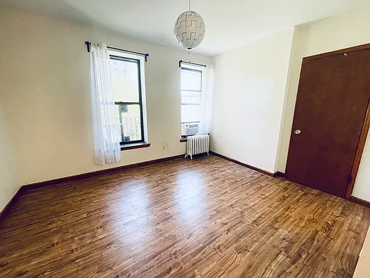 Rented by Compass | media 2