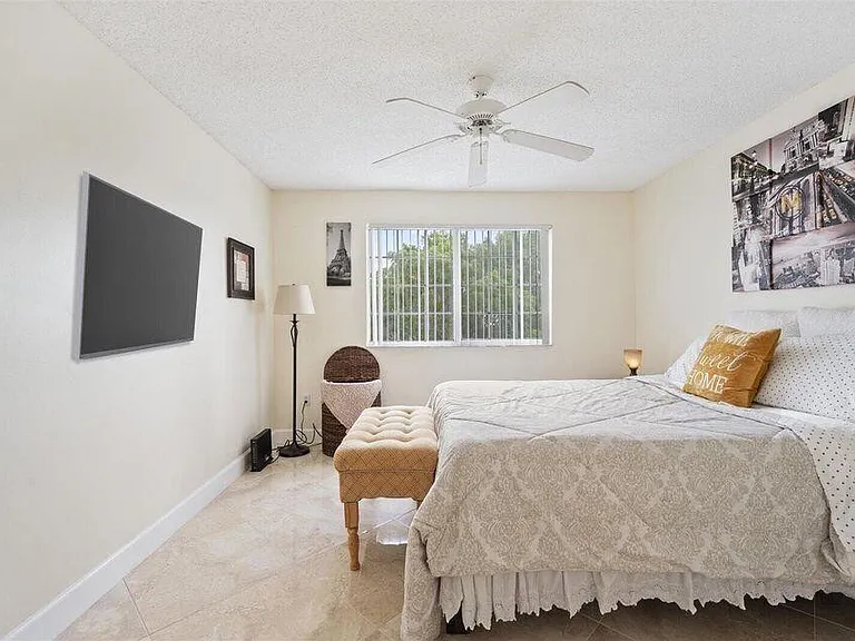 1100 Crestwood Ct S #1110 — Photo 11