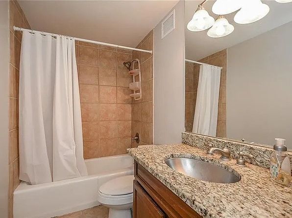 2479 Peachtree Rd NE
