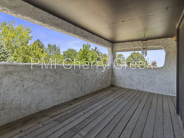 207 S Ursula St — Photo 20