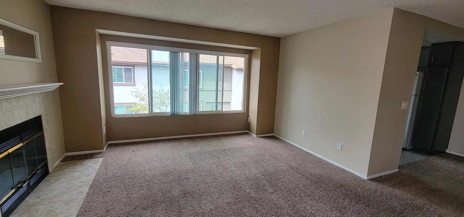 2 bed, 1.5 bath, 912 sqft, $2,600 — Photo 4