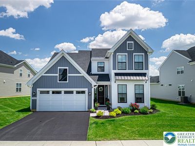 7030 Oak Ln E, Bath, PA, 18014