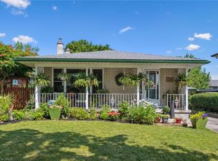 218 Overlea Dr, Kitchener, ON N2M1T3