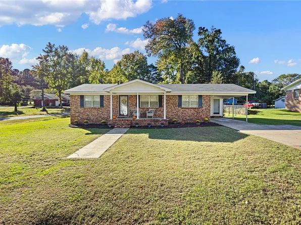 2004 S Boulder Pl, Russellville, AR 72801