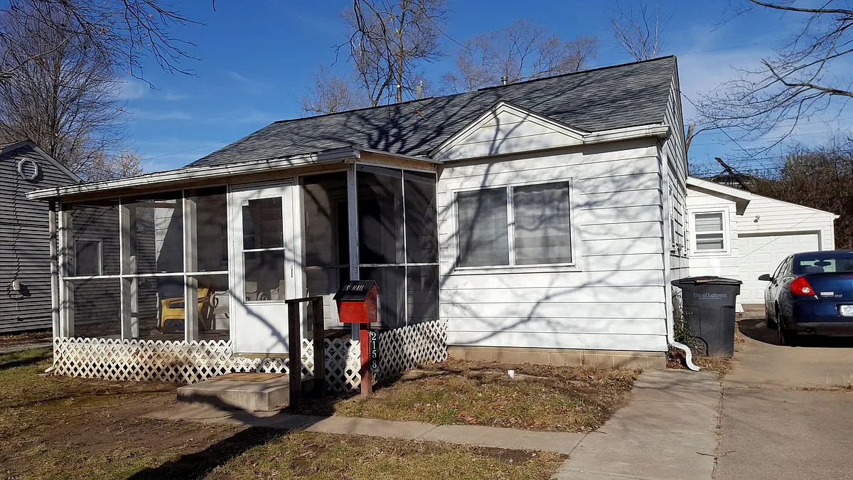 Photo 1 of 11 - 2158 Ulen Ln - Lafayette, IN Primary Photo - 2158 Ulen Ln
