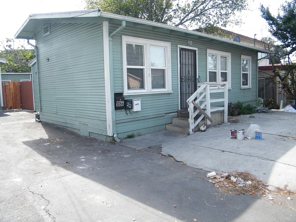 1st image of 1070 76th Ave