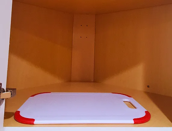Convenient cutting board for quick and easy cooking.