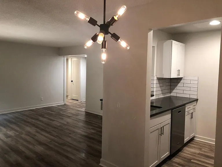 4515 Jefferson St #1 — Photo 28