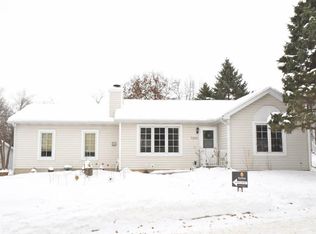 7201 E Valley Ridge Dr, Madison, WI 53719