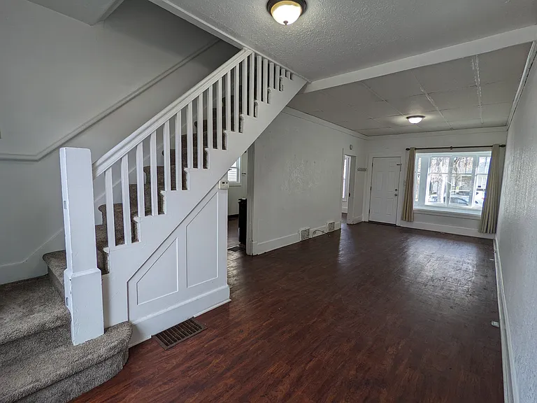 619 8th Ave S #619 — Photo 7