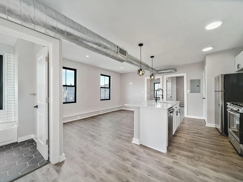 1439 S 6th St #3F
