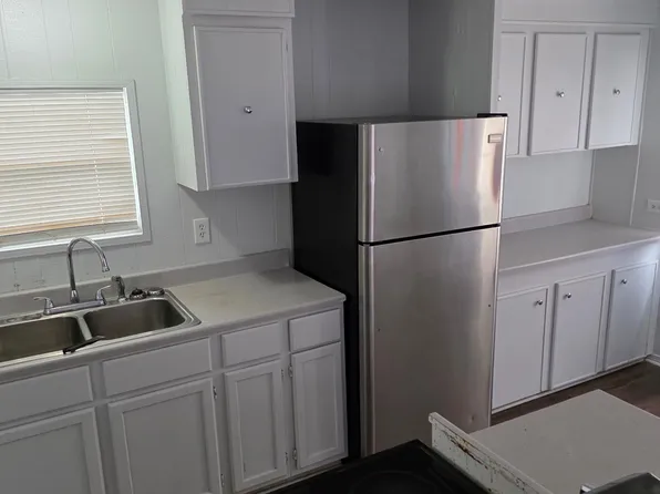 1901 Boyd Dr #8, Carlsbad, NM 88220