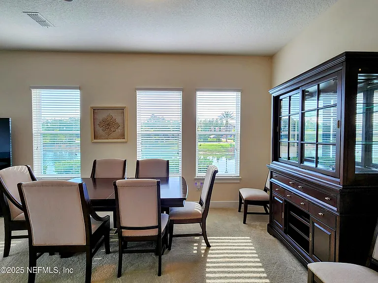 50 Eliana Ave — Photo 5